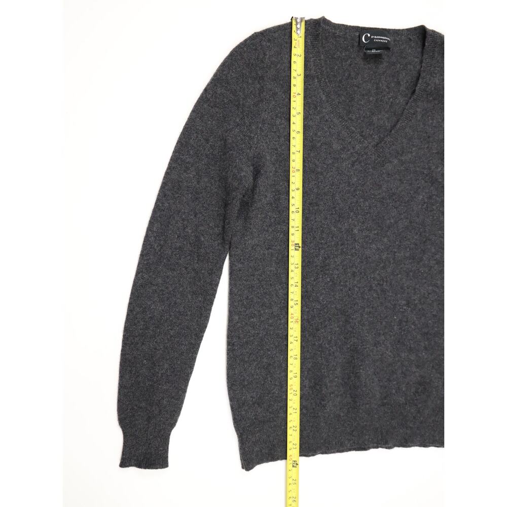 Quiet Luxury Cashmere V-Neck Sweater C by Bloomingdale’s Charcoal Gray Capsule - Picture 12 of 13